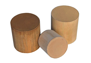 Ceramic catalyst substrate
